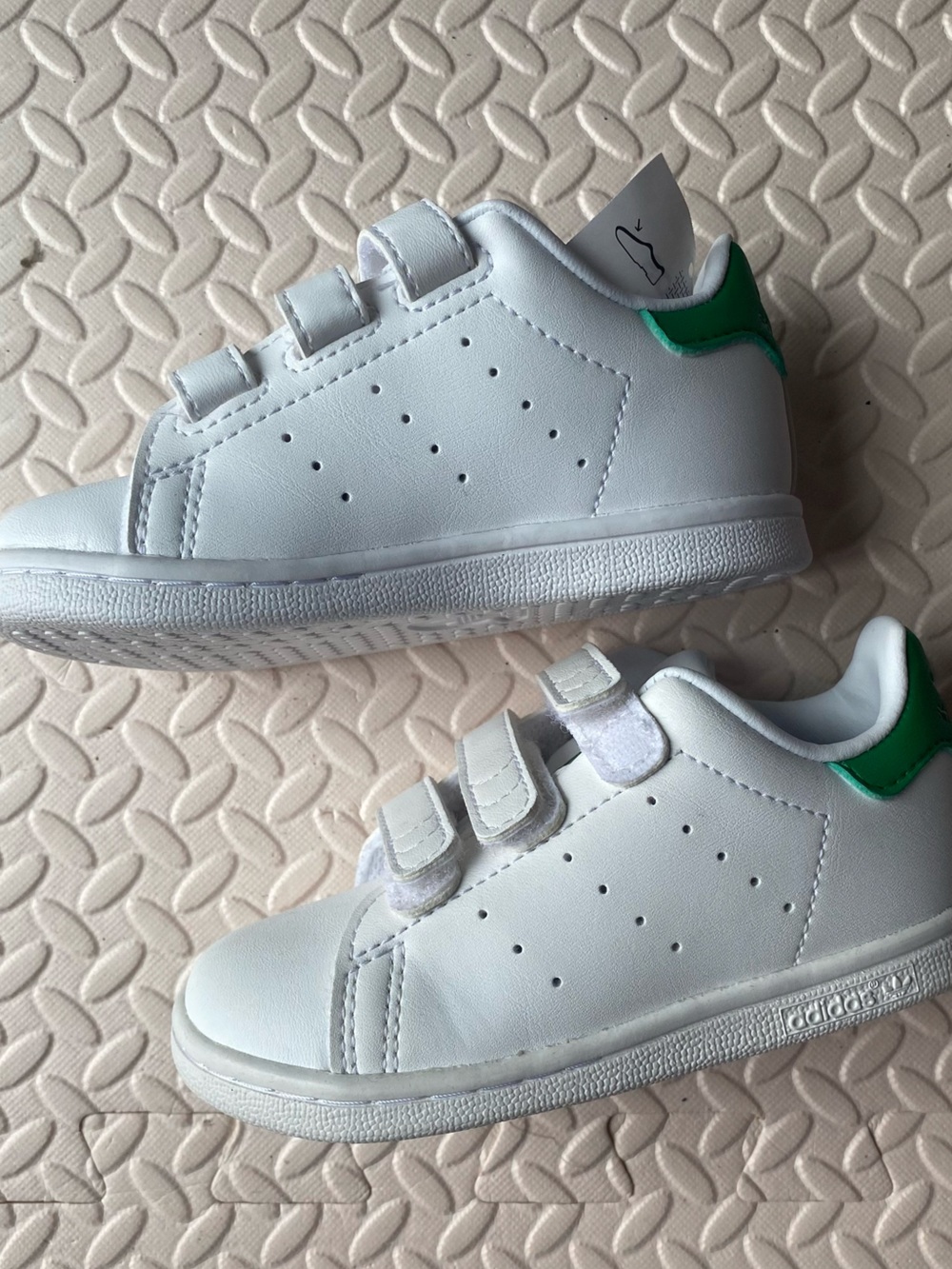 Adidas Stan Smith size 7k